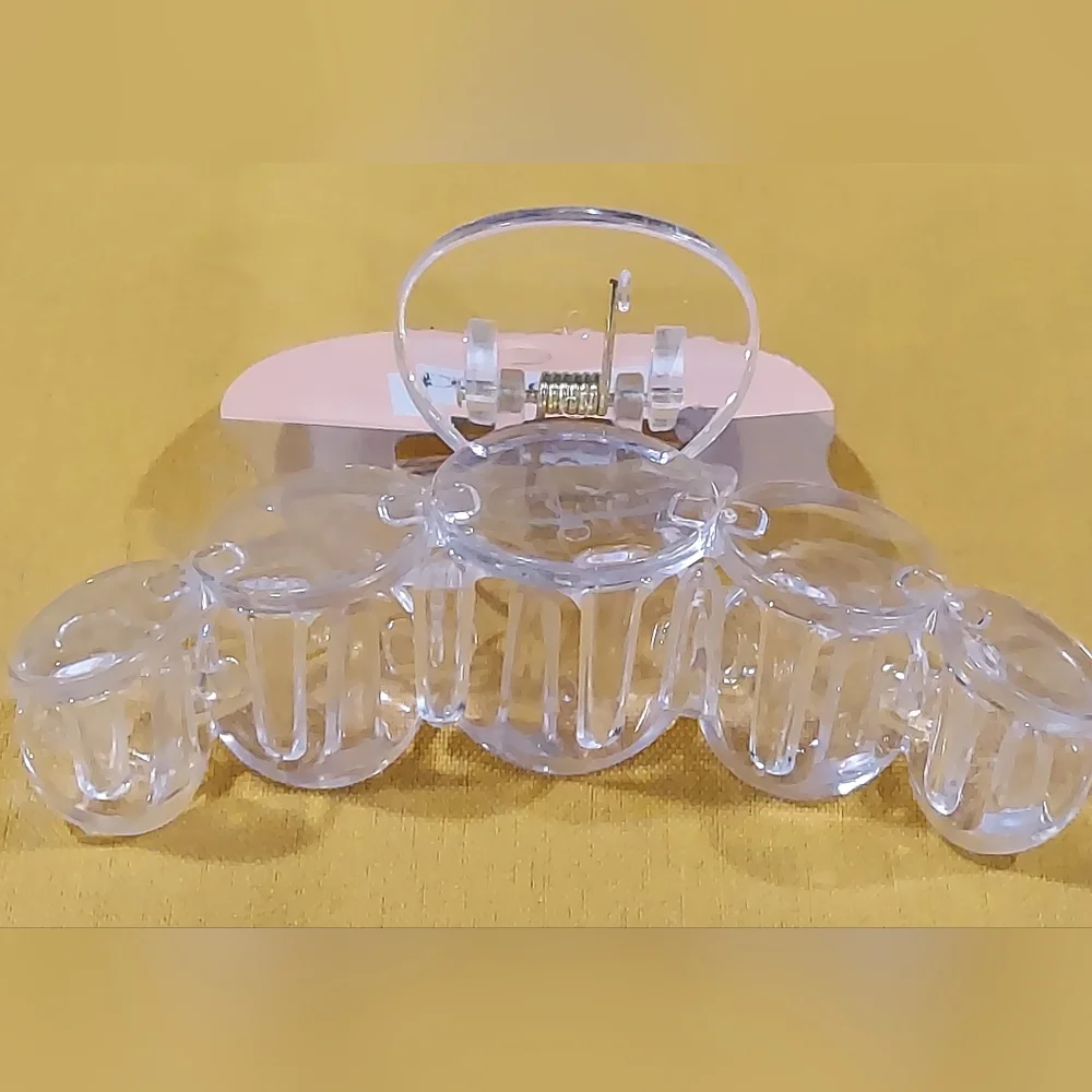 D'Bello CLEAR & BLACK AND WHITE HAIR CLIPS - Picture 7 of 8